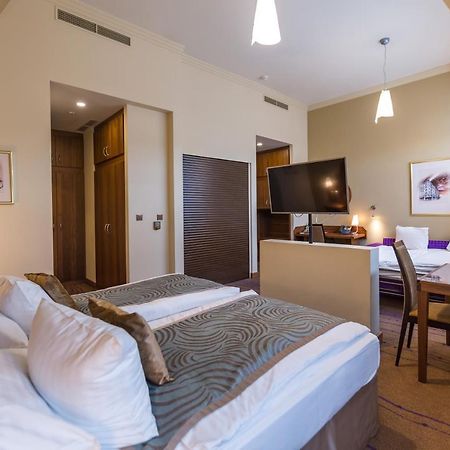 פראג Merchants Crown Suites And Spa מראה חיצוני תמונה Suite